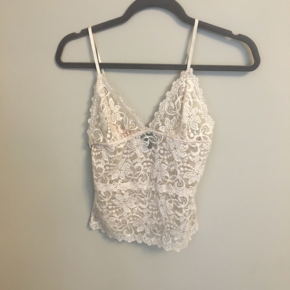 Forever 21 off white lace camisole